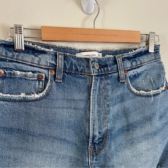 Abercrombie & Fitch The Cutoff Short High Rise Curve Love Denim Shorts Size 26 - Picture 4 of 11